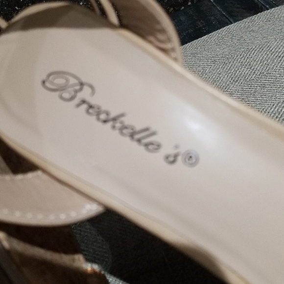 TAN NEUTRAL BEADED SANDAL CORK WEDGES ANKLE STRAPS - Picture 10 of 10